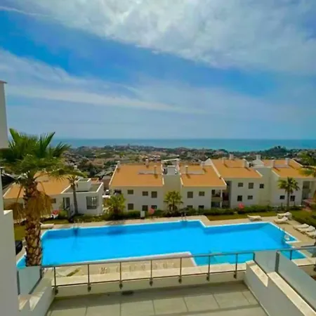 Prestigieux Avec Superbe Vue Et Appartement *