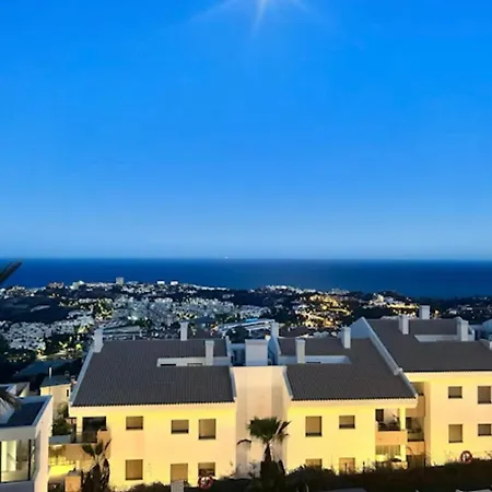 Prestigieux Avec Superbe Vue Et Appartement