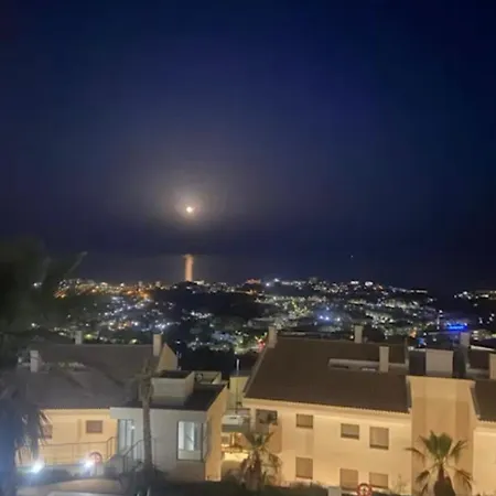 Prestigieux Avec Superbe Vue Et *